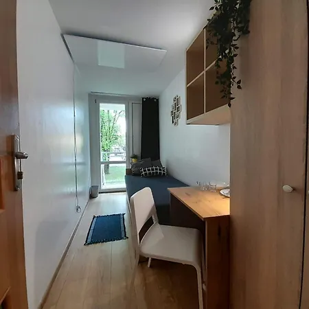 Apartament Familly Hostello - 5 Osobnych Pokoi, Blisko Areny I Lotniska * Wroclaw